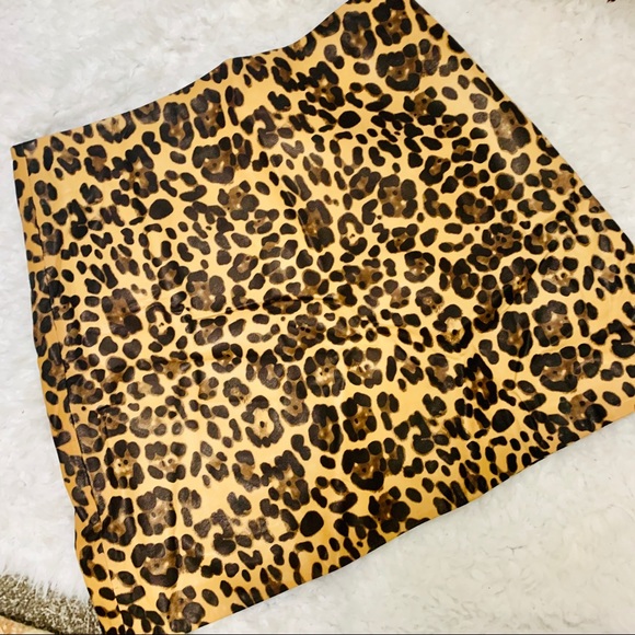 LPA NWOT Lambs Leather Leopard Print Mini Skirt - Picture 4 of 7